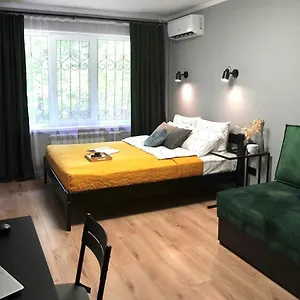 https://almaty-aparts.hotels-of-almaty.com