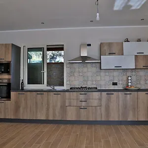 https://villa-valentina.sicilyhotelsitaly.net
